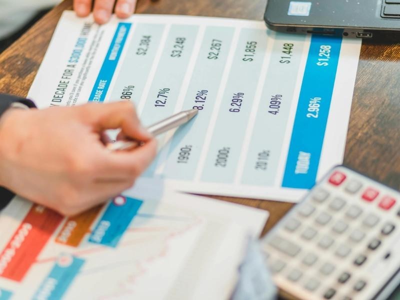 Tirei minha empresa do vermelho e agora? O Caminho para o Crescimento Sustentável com a Parcon Consultoria Empresarial