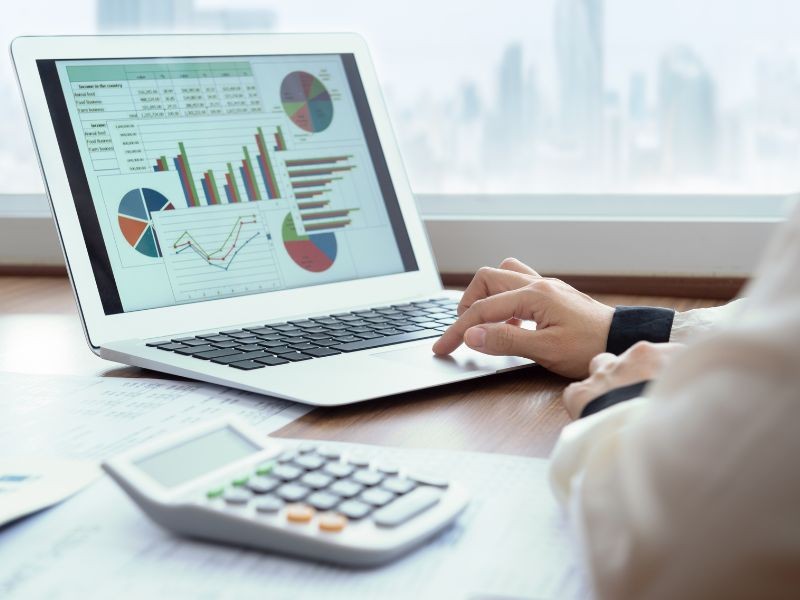 Como o planejamento financeiro ajuda a empresa a definir prioridades, metas e resultados