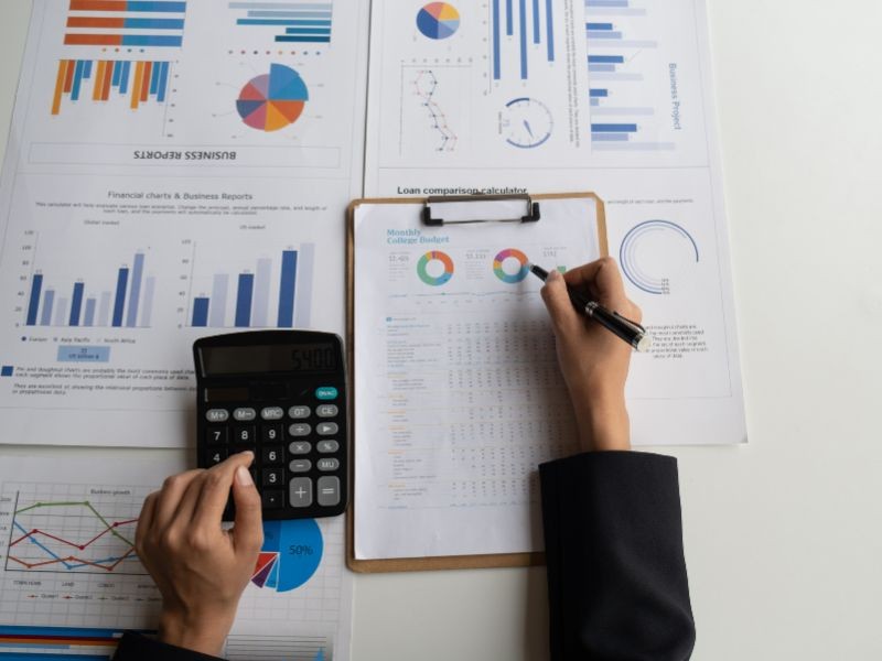 Treinamento e capacitação em custos: o investimento que evita prejuízos invisíveis