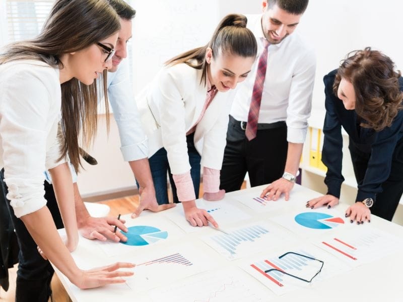 Consultoria financeira empresarial para empresas com crescimento desorganizado